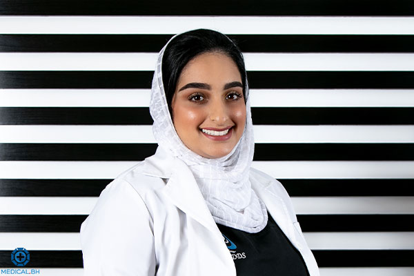 Dr. Manal AlSekri  Dr. Manal Al Sekri